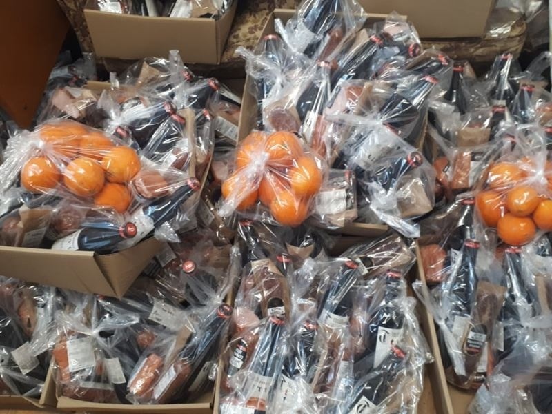 Софийска фирма дари 250 хранителни пакета на МБАЛ–Пазарджик